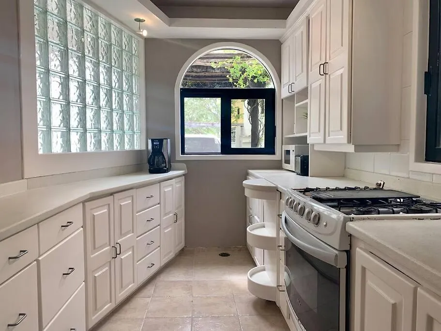 Charming Lagoon Front Villa By Casa Paraiso Cancún