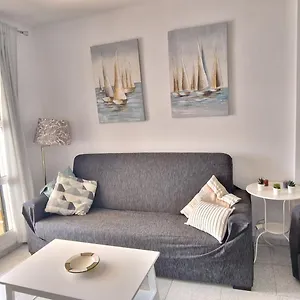apartamento-con-terraza-en-primera-lnea-de-playa.es-andalucia.com/